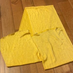 Vintage 1970s Yellow Scarf